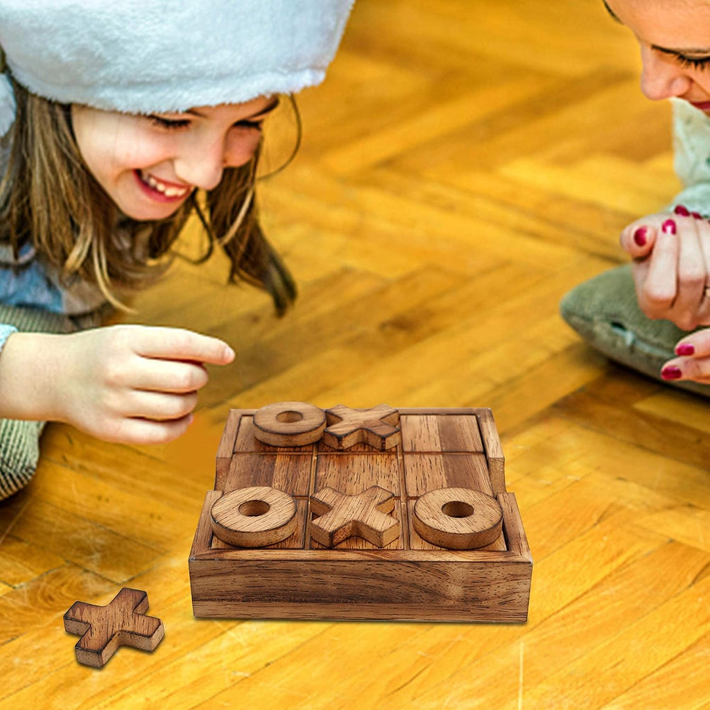 Tic Tac Toe y juego de mesas 4 en una fila, línea clásica de tablero para sala de estar, decoración de mesa rústica y uso como parte superior de juego de madera para decoración de habitación