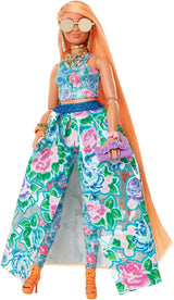 Barbie Muñeca de moda extra elegante y accesorios con forma curvilí...
