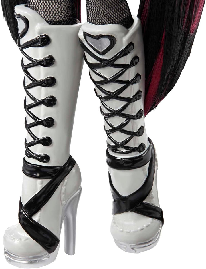 Monster High Reel Drama Muñeca, Draculaura en blanco y negro, repro...