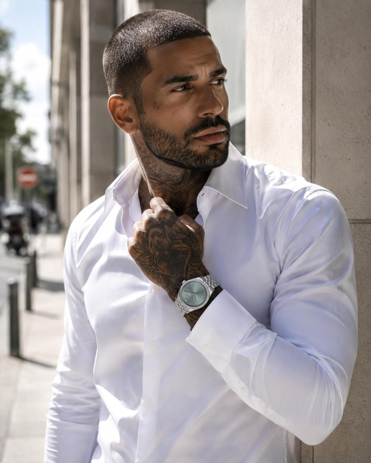 Roberto Marino Reloj de lujo para hombre, acero inoxidable dorado, cuarzo japonés, esfera azul, resistente al agua 3 ATM