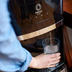 Dispenser de agua Primo para botella de 5 galones con estación de bebida para mascotas - Enfriamiento y calentamiento superior con carga de agua