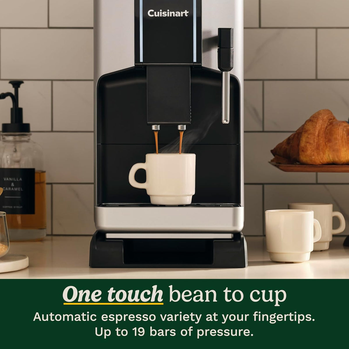 Cuisinart Máquina de café expreso totalmente automática, hace capuchino de calidad de café caliente o frío, café con leche, americanos y expreso extraído en frío, varita de vapor/espuma para bebidas a base de leche, EM-550