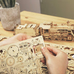 ROKR Kits de modelos de coche de madera 3D rompecabezas de construcción de modelos para adultos para construir, modelo educativo de ensamblaje, decoración de escritorio/pasatiempos de bricolaje
