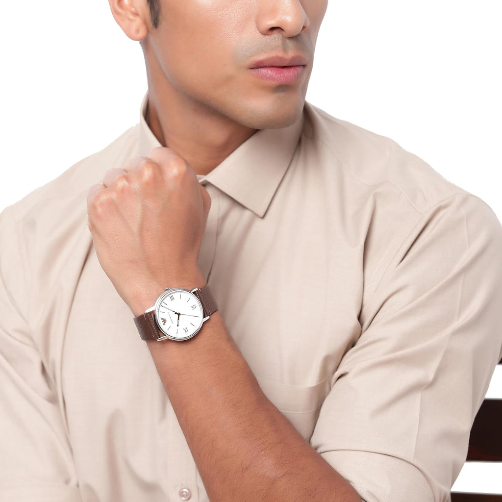 Reloj de hombre Emporio Armani de tres agujas con correa de acero inoxidable o cuero