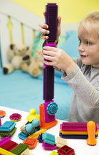B. toys Bloques de cerdas, 68 bloques entrelazados en frasco, construcción