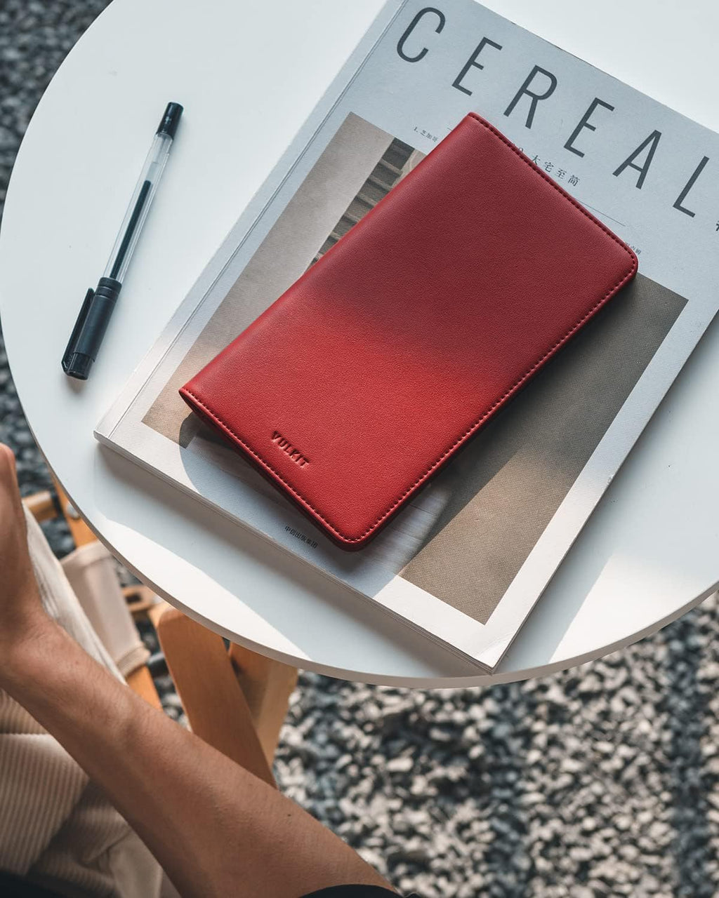 VULKIT Portapasaportes Billetera con Bloqueo RFID Cartera de Viaje para Hombres y Mujeres, Rojo, Cartera de viaje