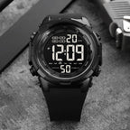 XCZAP Reloj deportivo digital negro para hombre, reloj táctico militar de cara grande, resistente al agua 5ATM, retroiluminación LED, alarma, cronómetro, doble hora
