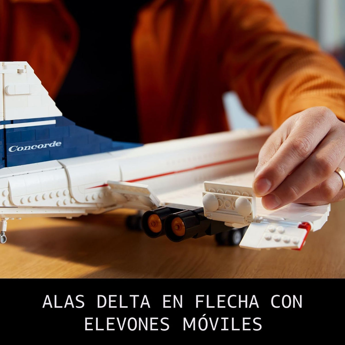 LEGO Iconos 10318 - Airbus Concorde, Blanco