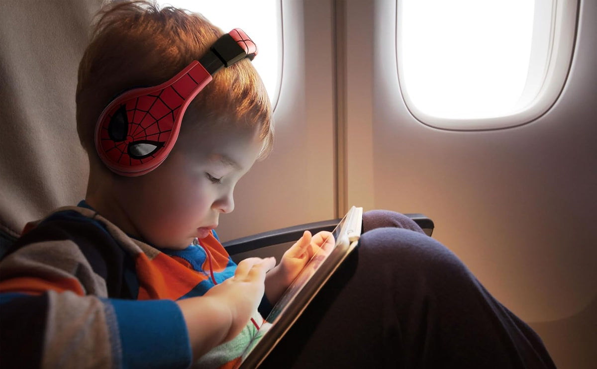 Auriculares Marvel Spiderman, auriculares para jóvenes con limitador de volumen incorporado y los niveles de sonido aptos para los niños