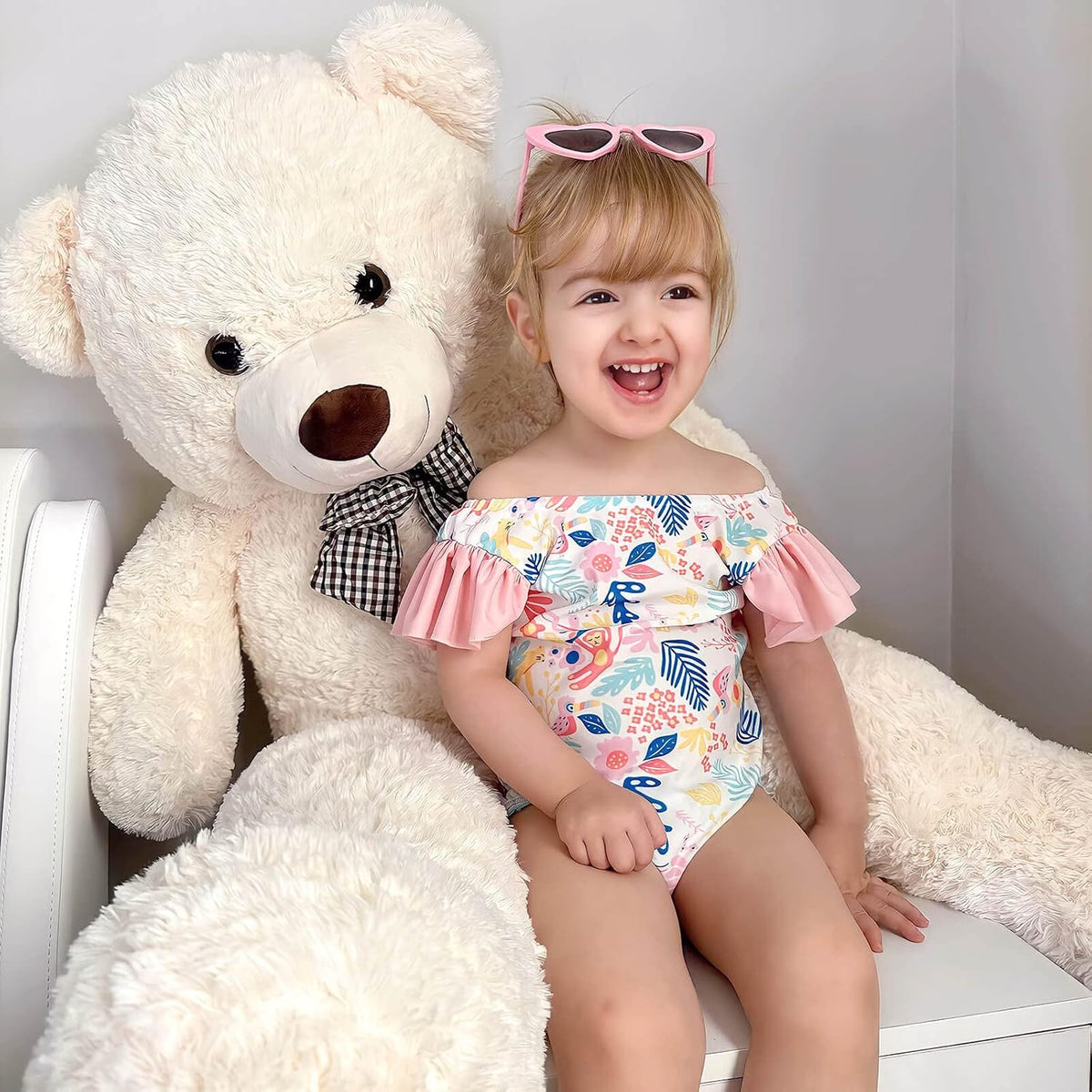 MorisMos bonito oso de peluche grande de 47 pulgadas para regalar a niñas y novias en el día de San Valentín, en color blanco, de tela suave, de 1.2 m