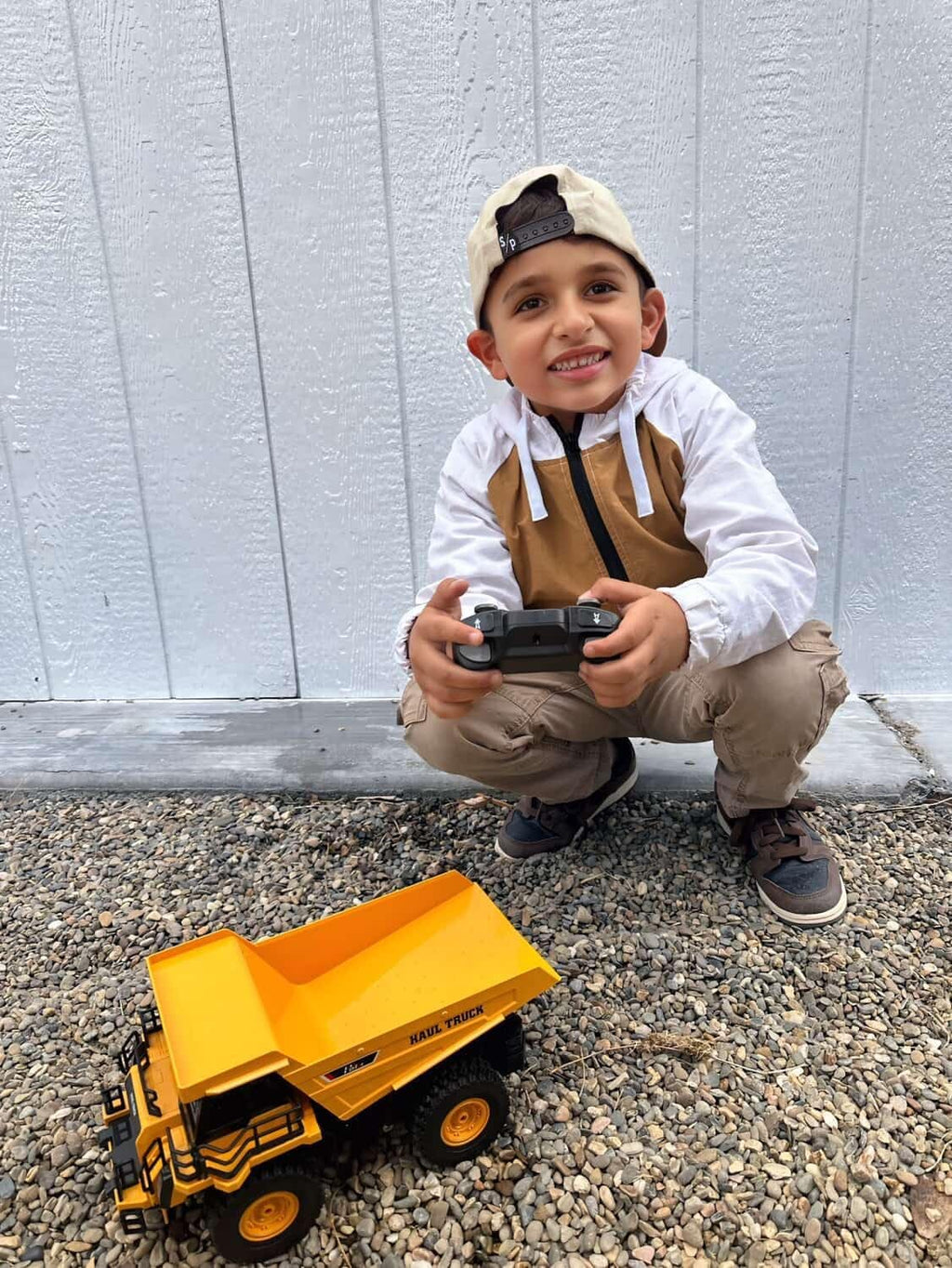 12.2" Remote Control Dump Truck Toy para Kids, RC Construction Vehicle Toy