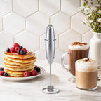 Zulay Kitchen Potente varita espumadora de leche con baterías Duracell - Mezclador de bebidas portátil ultrarrápido - Máquina de espuma eléctrica para café, lattes, capuchino y matcha, batidor triple