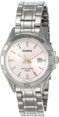 Casio #LTP1308D-4AV Reloj analógico de acero inoxidable con esfera rosa y fecha para mujer