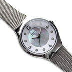 Bering Reloj Mujer Movimiento Solar - Colección Solar con Acero Inoxidable y Cristal de Zafiro 14427-XXX