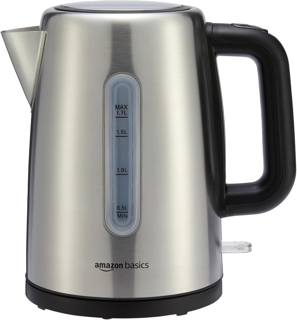 Amazon Basics Hervidor eléctrico de acero inoxidable para té y café, sin BPA, hervir rápido, apagado automático, protección contra hervor, 1.7 litros, 1500 W, negro y plateado