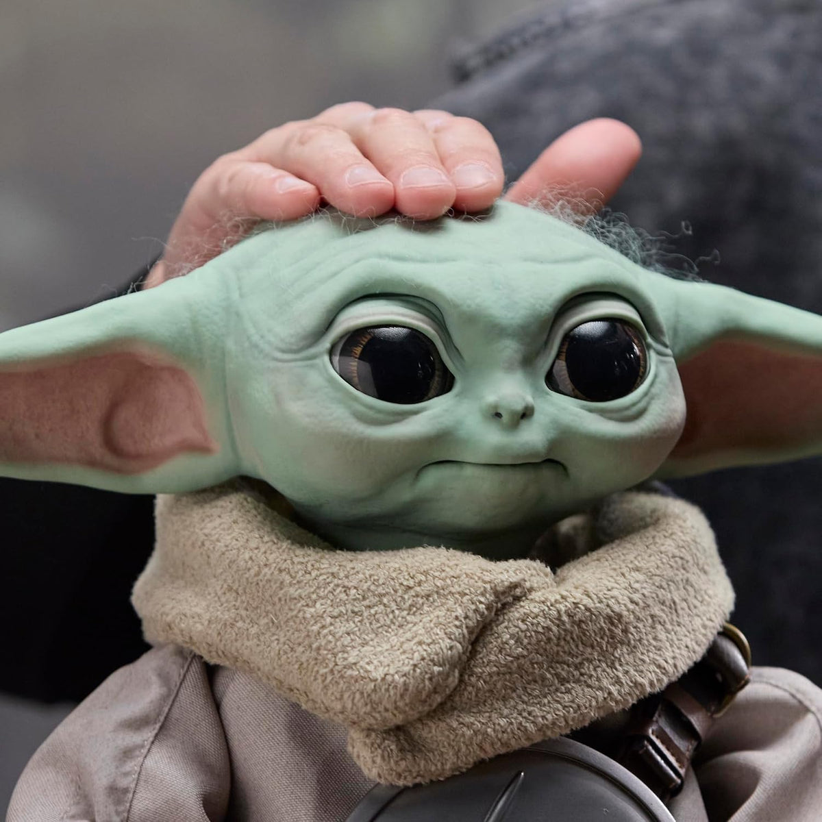 STAR WARS Ultimate Grogu, Escala 1:1 Premium Animatrónico, Edición Limitada Réplica a Tamaño Real para Mayores de 14 años