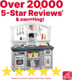 Step2 Fun with Friends - Juego de cocina para niños, cocina para interiores y exteriores con luces y sonidos, plástico duradero, accesorios de juguete de 25 piezas, niños pequeños de 2 años en adelante, gris