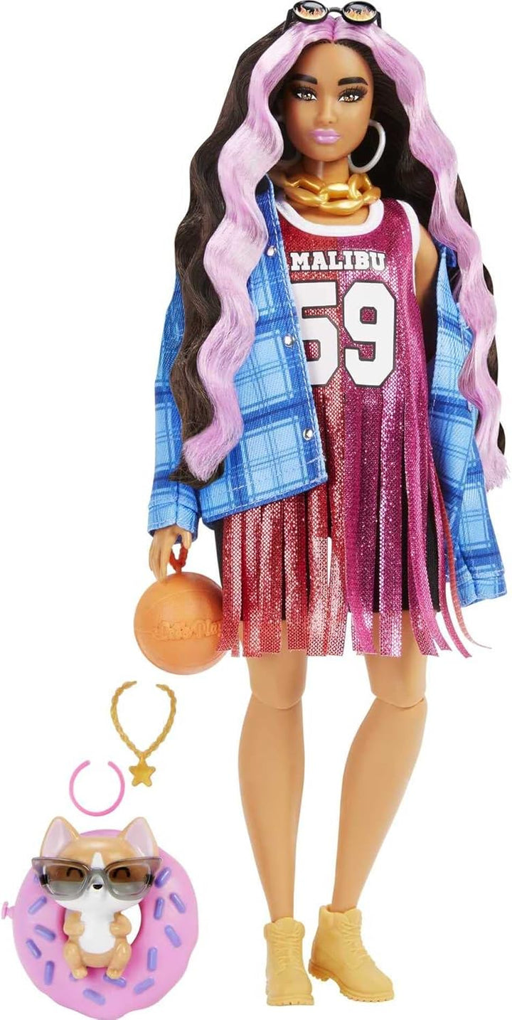 Muñeca Barbie Extra y accesorios con pelo rosa engarzado y rizado e...