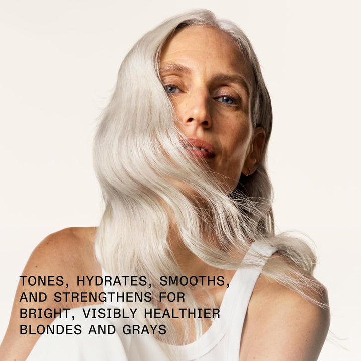 Olaplex Nº.5P Blonde Enhancer Purple Toning Conditioner: Neutralize...