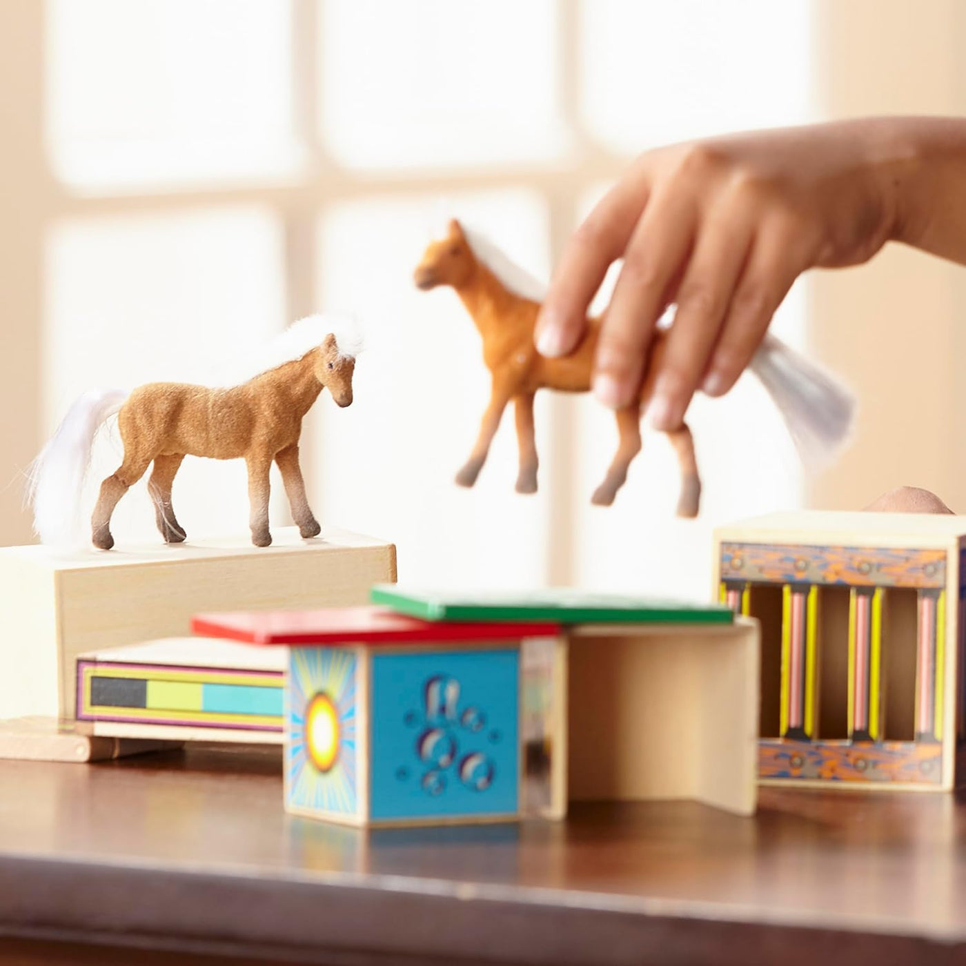 Melissa Doug Juego de vehículos de madera con 2 caballos
