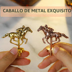 HOROW Juego de carreras de caballos – Juego de mesa de carreras de caballos de madera con 11 caballos de metal de lujo, 2 dados y 2 tarjetas, para Kentucky Derby y fiesta, regalo perfecto de cumpleaños y vacaciones