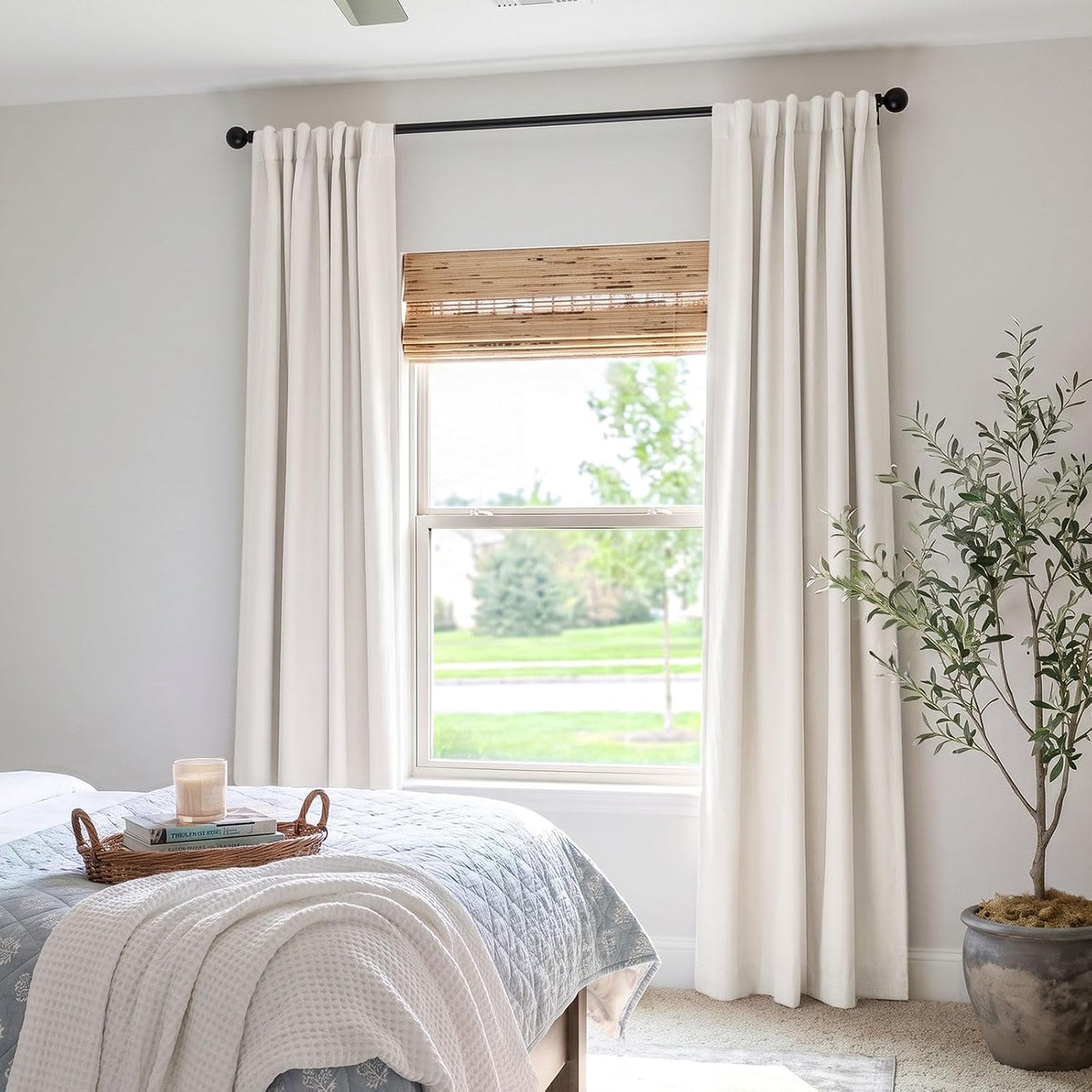INOVADAY Juego de 2 paneles de cortinas 100% opacas de 84 pulgadas de largo, con pestaña trasera, bolsillo para barra, cortinas opacas de lino para dormitorio, cortinas de ventana con aislamiento