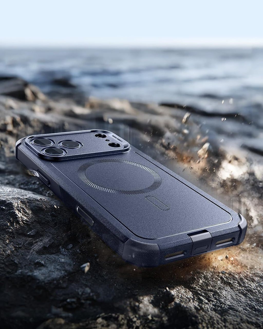 ESR Paquete de 3 protectores de pantalla y funda Cyber Tough