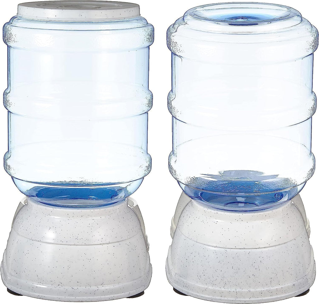 Amazon Basics Dispensador automático de agua para mascotas y alimentador de alimentos por gravedad para gatos y perros, fácil de limpiar, alimentador de alimentos de 152 onzas líquidas