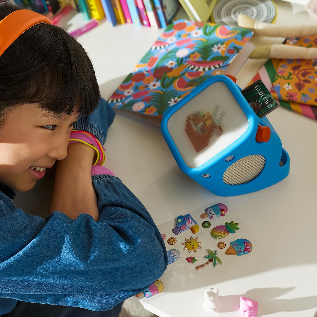 Reproductor YOTO (3ª Gen.) + Crea tu propia tarjeta – Altavoz Bluetooth para niños, dispositivo todo en uno sin pantalla para historias, música, podcasts, radio, ruido blanco, termómetro, luz nocturna