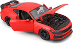 Maisto 1:24 Edición Especial 2024 Ford Mustang Darkhorse, Azul Vapor
