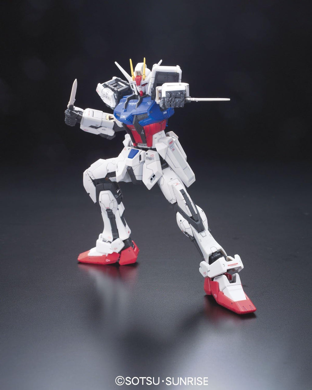 Grado real de Bandai N.° 03 Aile Strike Gundam 1/144.