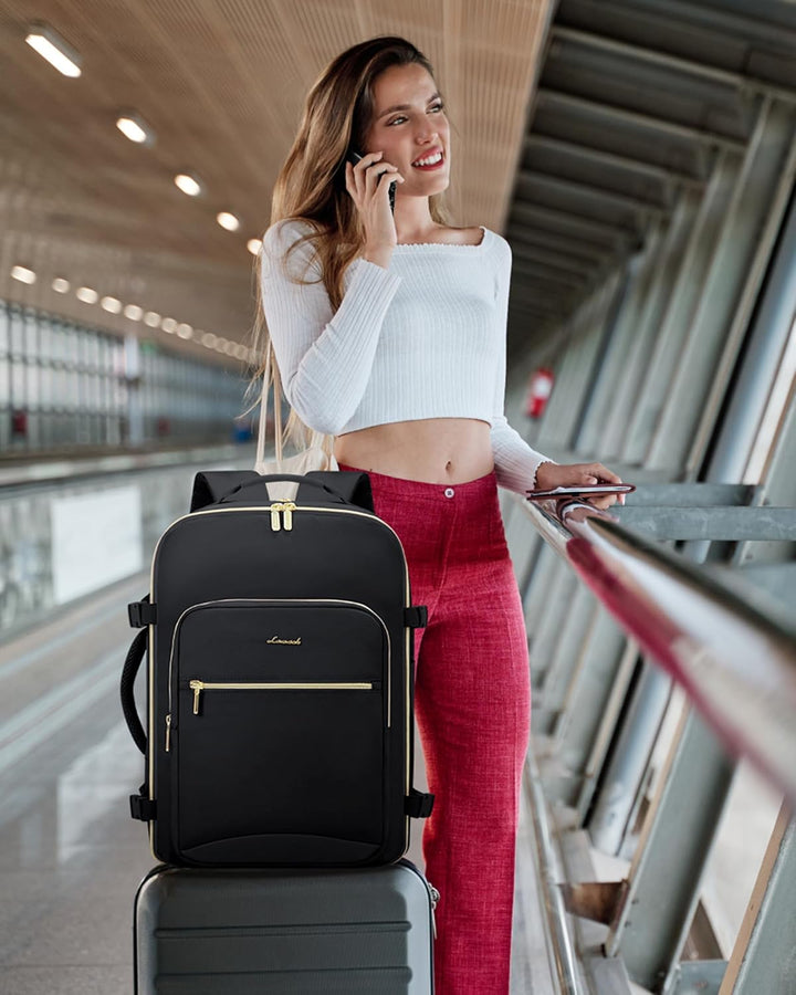 LOVEVOOK Mochila de viaje para mujeres y hombres, 40L, aprobada por...