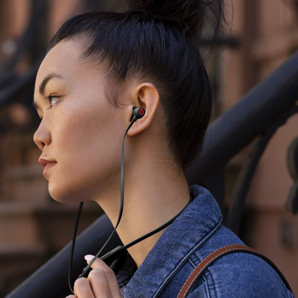 Beats Flex Auriculares inalámbricos - Chip de auriculares Apple W1, auriculares magnéticos, Negro