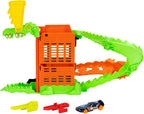 ​Hot Wheels Croc Pizza Attack Playset y auto de juguete a escala 1:64