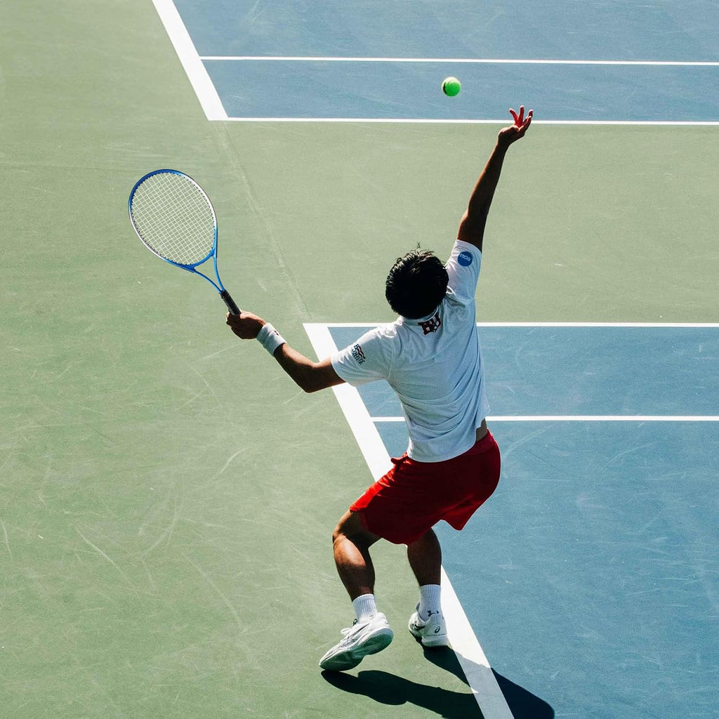 Juego de raquetas de tenis para adultos, 2 jugadores para adultos, juego de raquetas de tenis recreativas para principiantes y profesionales con 4 pelotas de tenis, 3 sobreagarres, 1 bolsa de