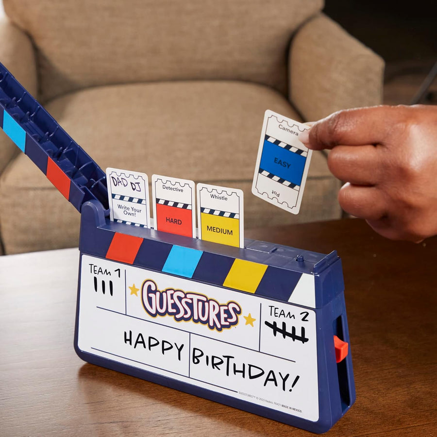 Hasbro Gaming Juego de Guesstures juegos de charadas para