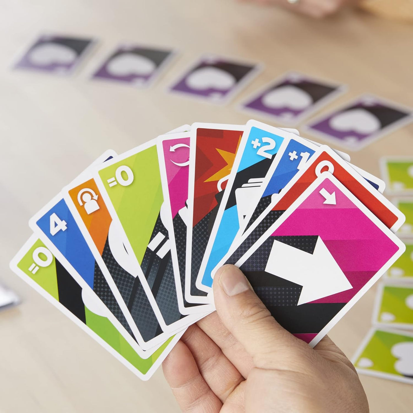 Hasbro Gaming Juego de cartas de 5 vivos juego de ritmo