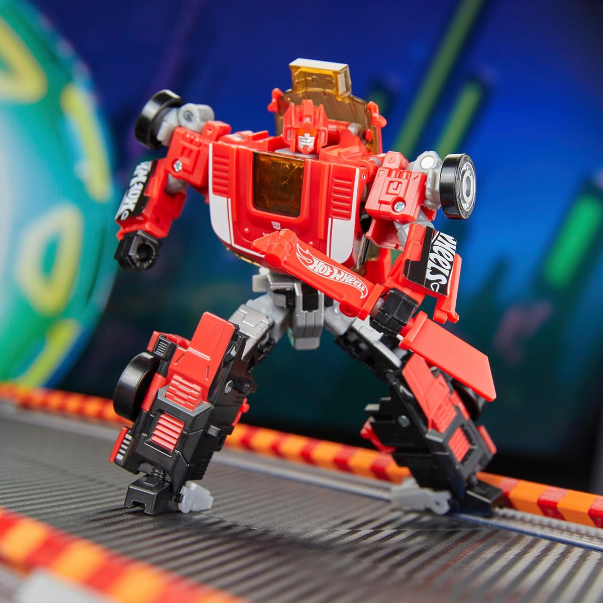 Transformers Collaborative Hot Wheels® x GT-Scorcher