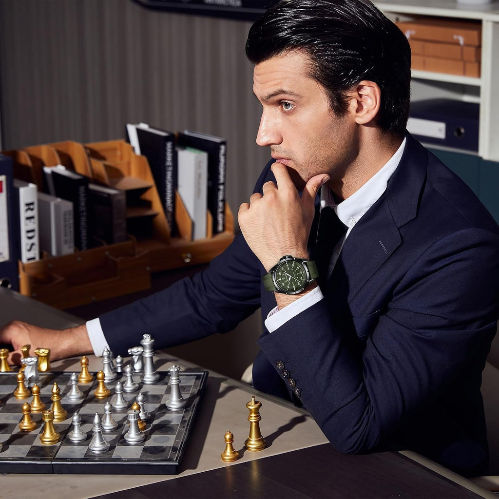 SAPPHERO Reloj analógico de cuarzo luminoso para hombre, 164 ft, resistente al agua, con fecha, casual, elegante, para trabajo, negocios, correa de silicona, relojes de pulsera para hombre