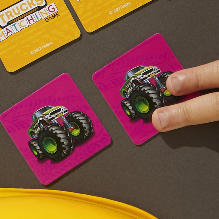Hasbro Gaming Trucks Matching Juego de memoria para niños