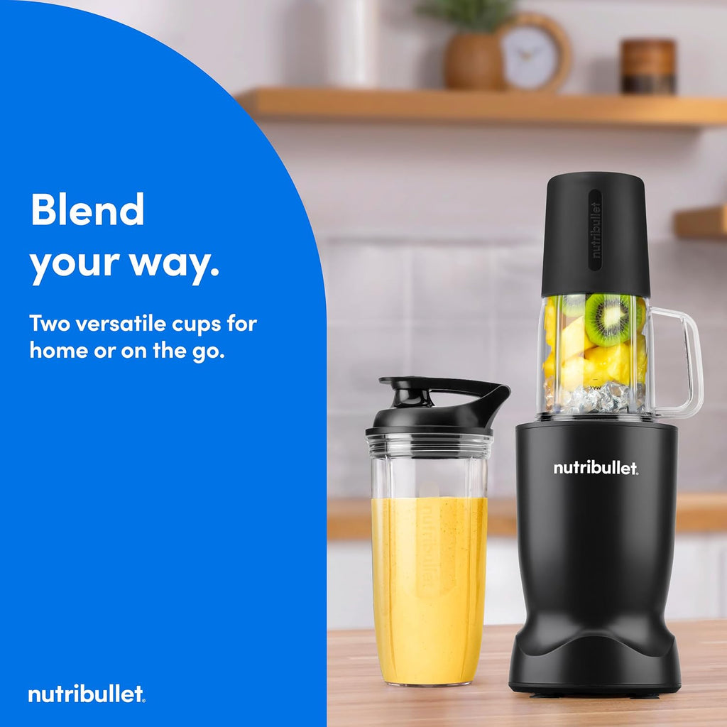 nutribullet Turbo Tumbler Edition, licuadora personal para batidos y bebidas congeladas, vaso de 24 onzas con bota, vaso de 32 onzas, tapas de viaje y para llevar, 1000 W, negro mate, NB30400AK