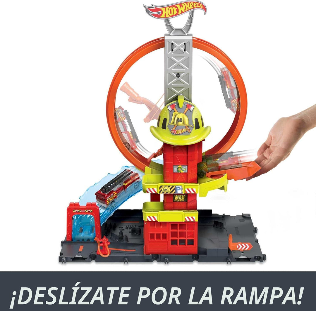 Hot Wheels City con 1 coche de juguete, ascensor impulsado por niño...