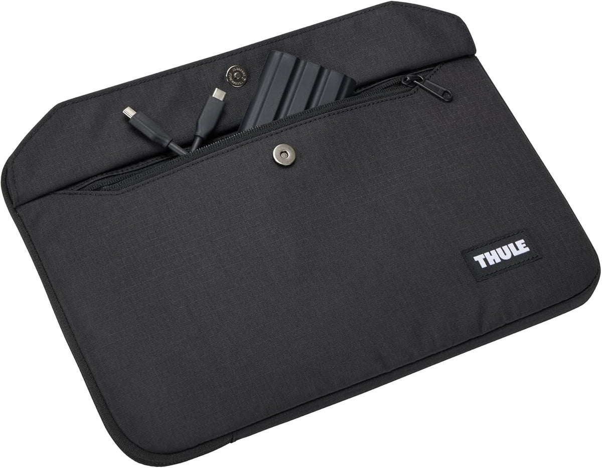 Thule Chasm 55L Gear Hauler, base impermeable, bolsillos internos y...