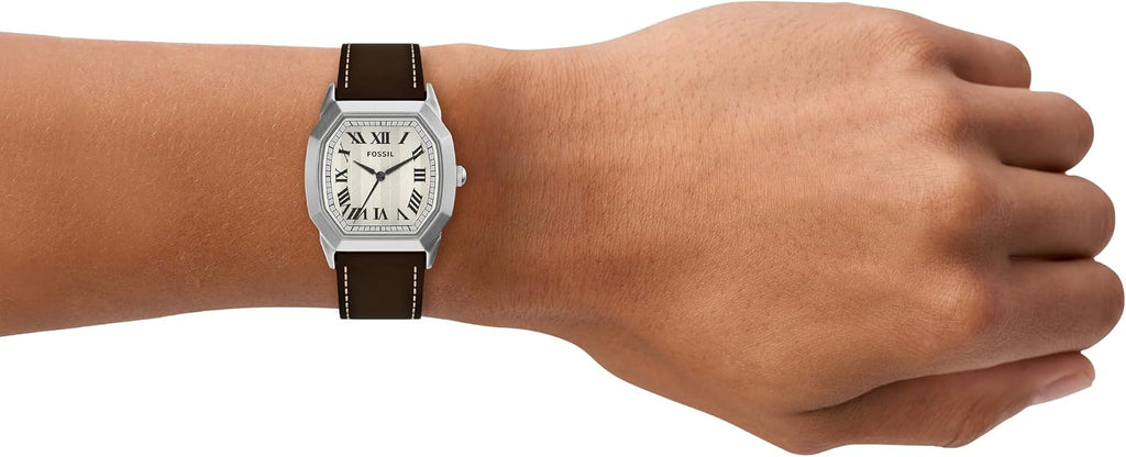 Fossil Reloj Harlow de acero inoxidable con tres manecillas para hombre