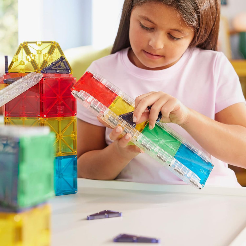 MAGNA-TILES Rail Racers Deluxe Set de Construcción Magnética de 90 Piezas, La Marca Original de Construcción Magnética