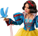Mattel Disney Collector Blancanieves - Muñeca coleccionable de moda con ropa exclusiva inspirada en la película de acción en vivo de Disney, regalos para niños y coleccionistas