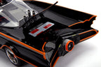 Jada DC Comics 1:18 1966 Serie de TV clásica Batmobile - Coche fundido a presión con figuras de Batman y Robin de 3 pulgadas, juguetes para niños y adultos