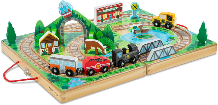 Melissa &amp; Doug Juego de Mesa de Ferrocarril Portátil con Juguet...