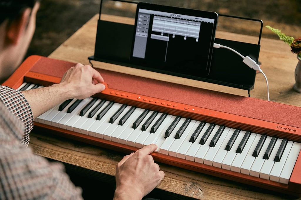Casio Casiotone CT-S1 – Teclado retro sensible al tacto de 61 teclas | Diseño elegante y portátil para principiantes a profesionales | Piano de cola estéreo + 60 tonos AiX | Conectividad USB-MIDI |