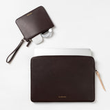 Comfyable Funda protectora delgada para laptop con funda para acces...